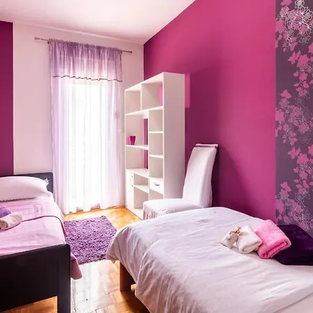 Apartment Ana *